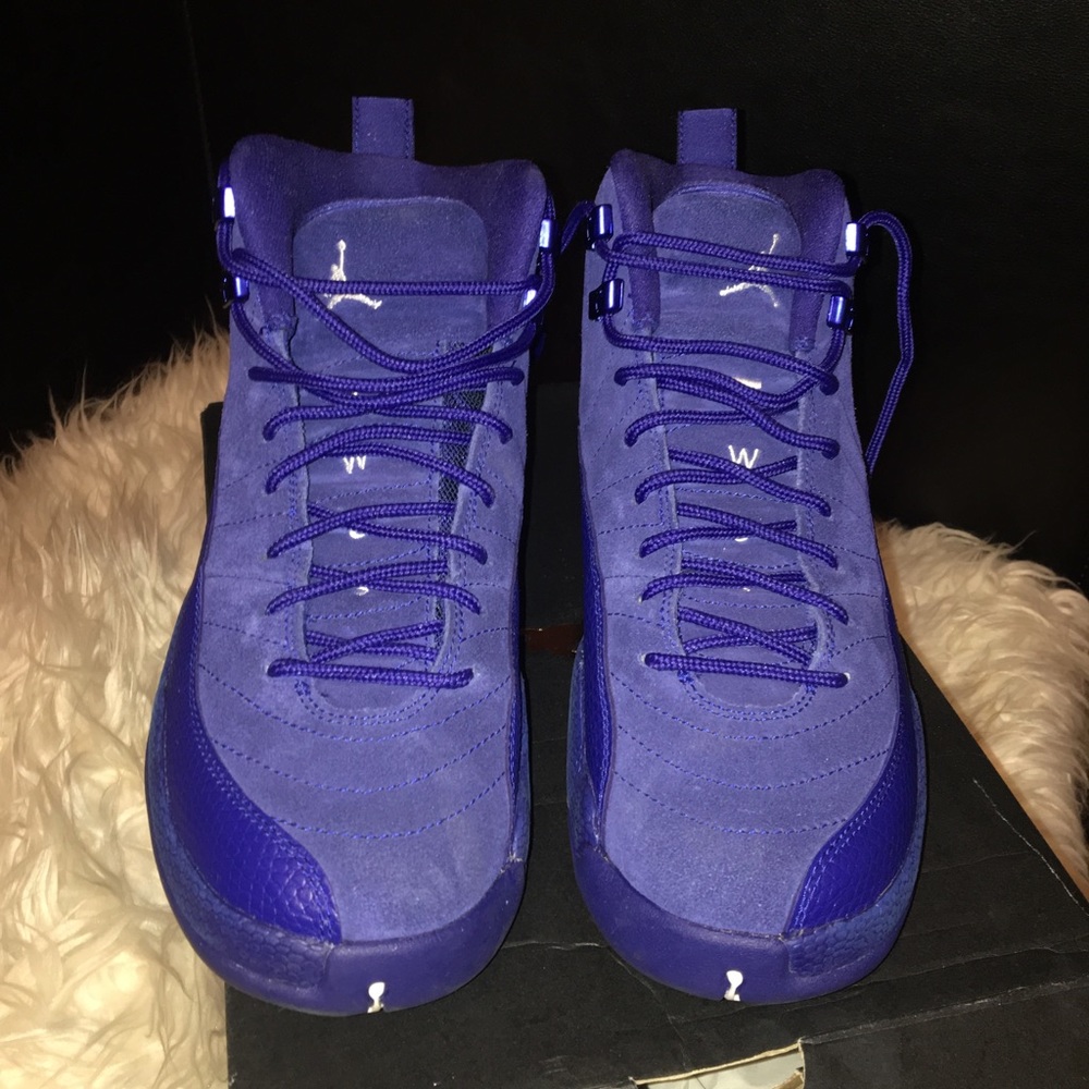 Nike Air Jordan 12 Retro in Royal Blue